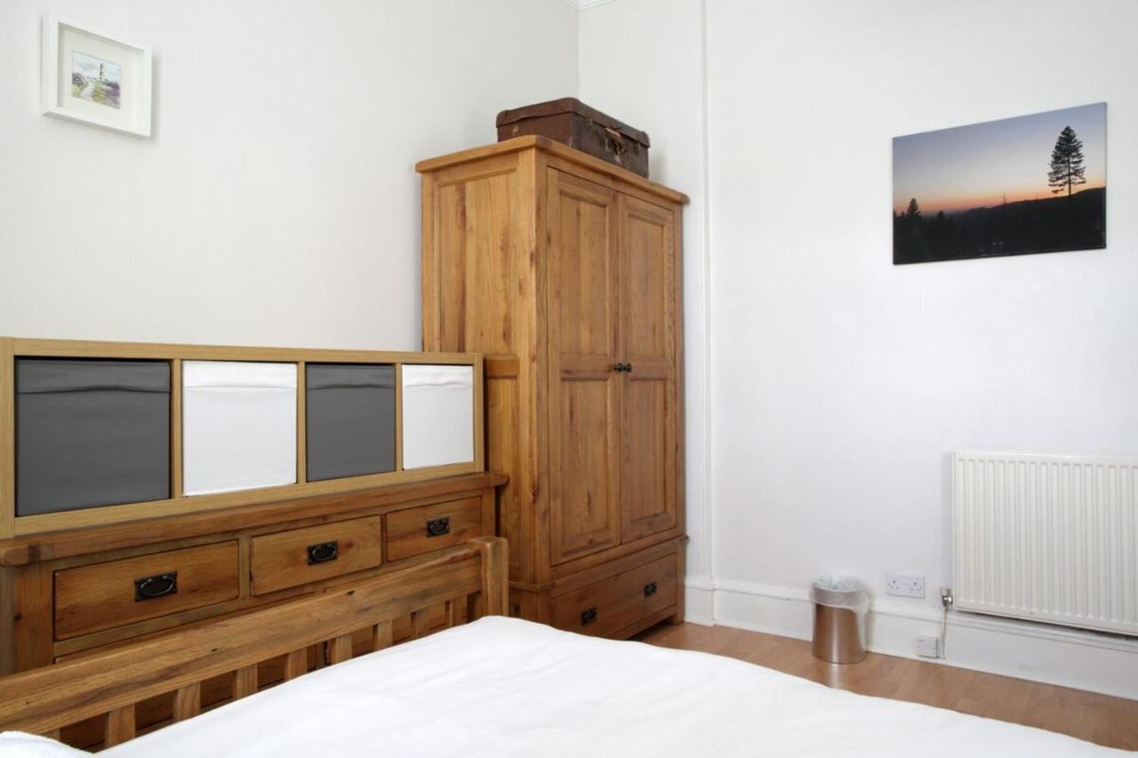 Central And Spacious 2 Bedroom Flat With Garden EDI Eksteriør bilde