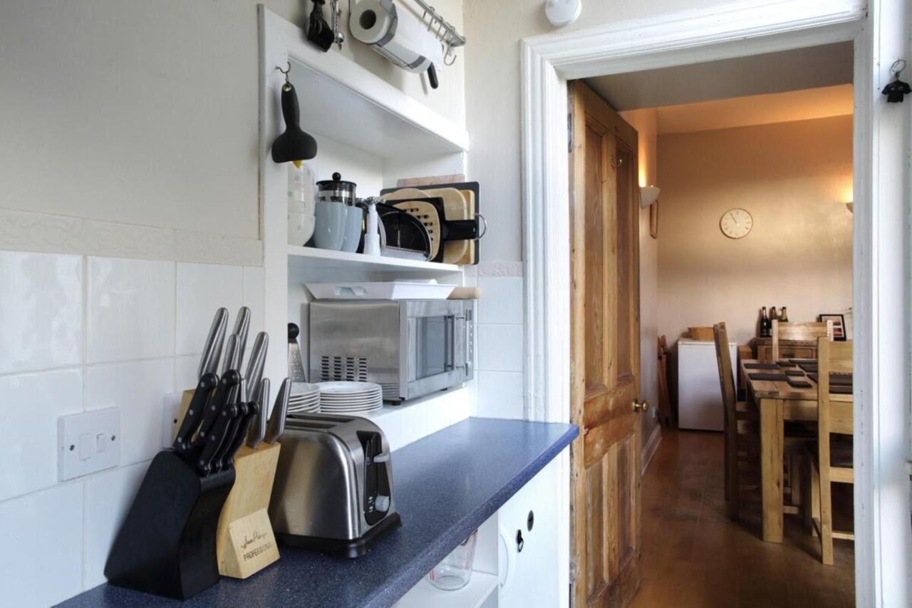 Central And Spacious 2 Bedroom Flat With Garden EDI Eksteriør bilde